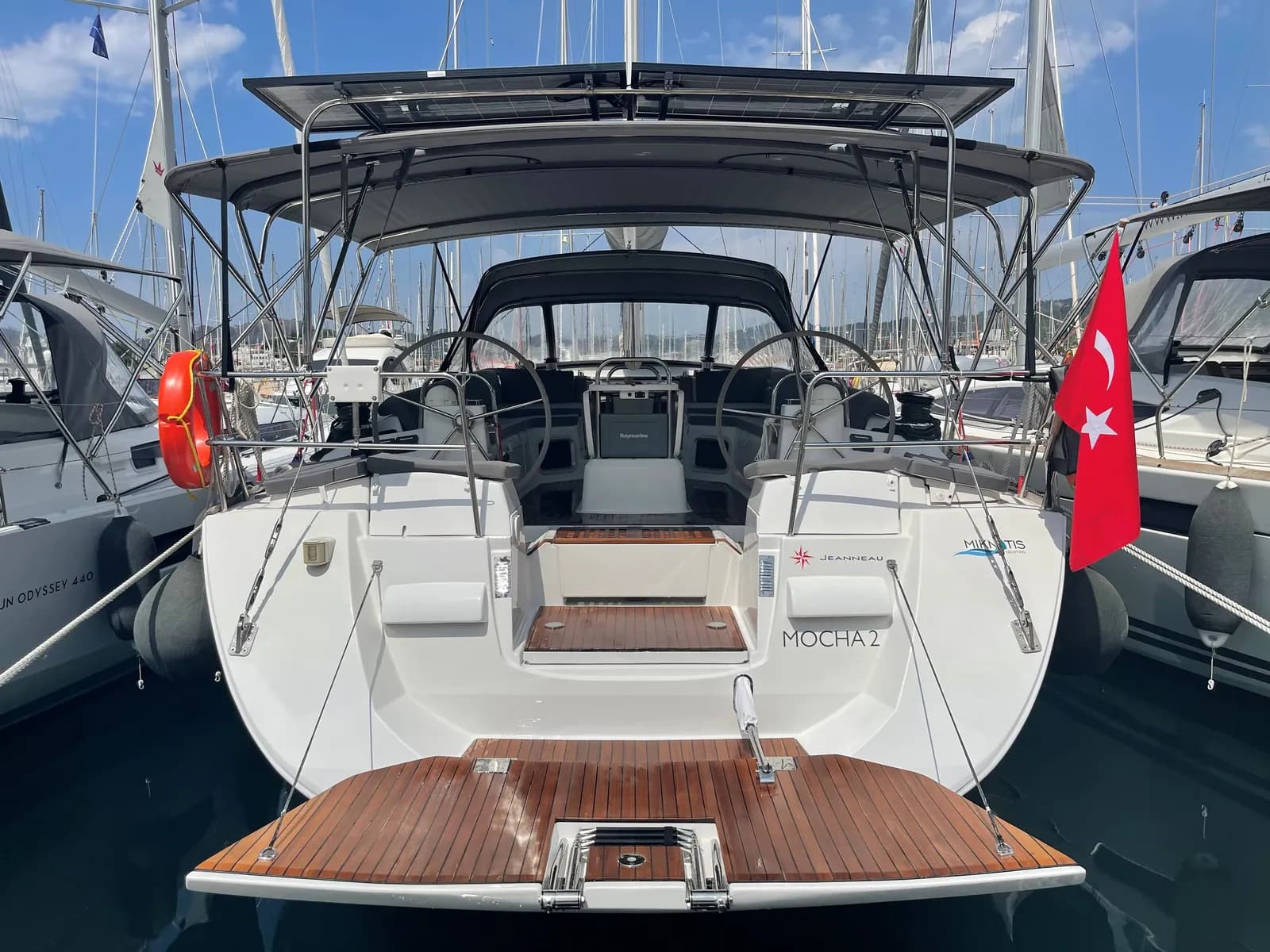 Jeanneau 53 (2011)